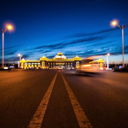 Holiday Inn & Suites Hulunbuir Exterior foto